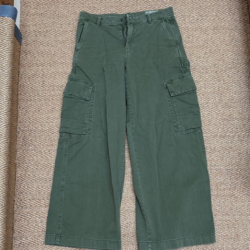 Classic Women’s Cargo Pants - Dark Green